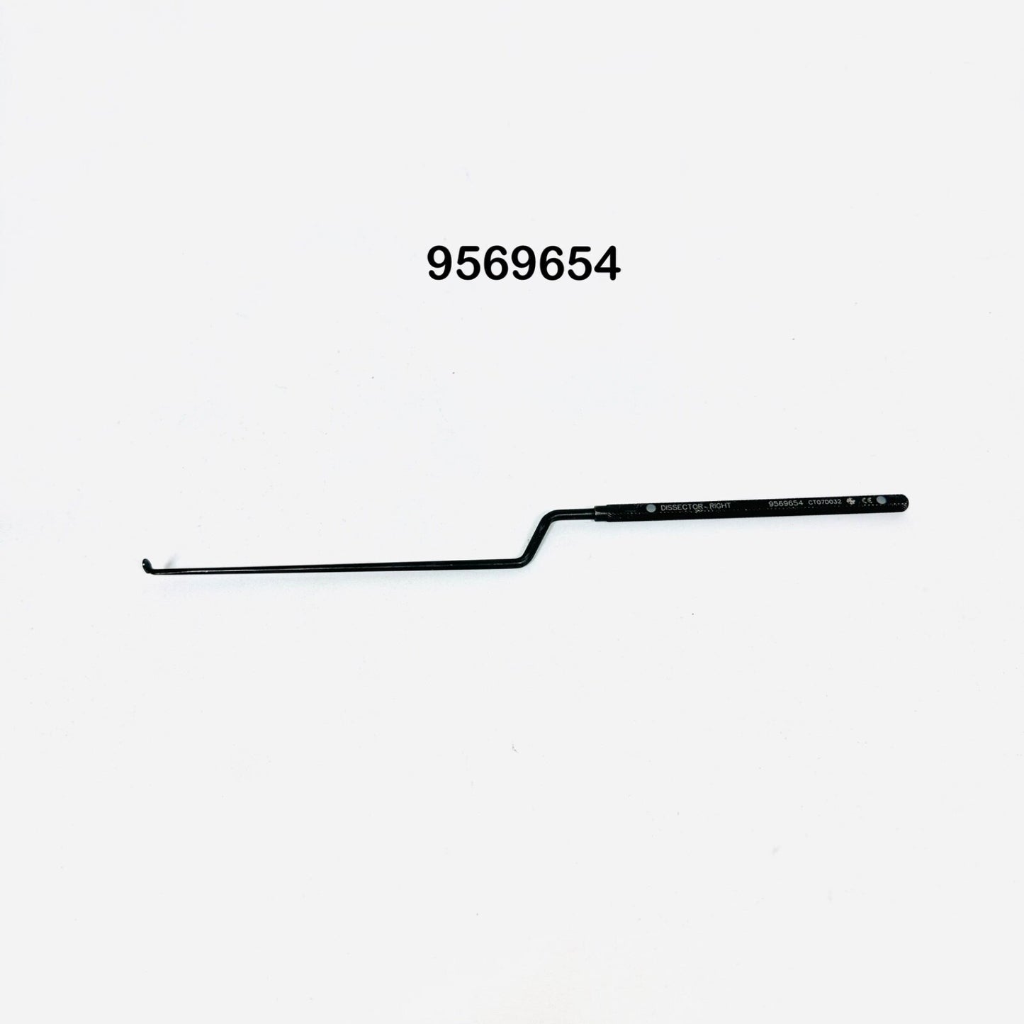 Medtronic 9569654 Metrx II - Dissector Bayoneted Right  Instrument