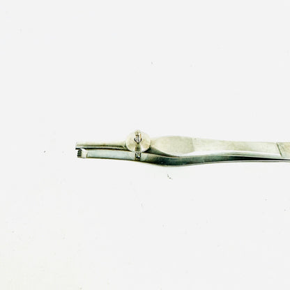 V. Mueller AU17215 Sheehy Ossicle Teeth Holding Clamp Forcep 4.75 in Instrument