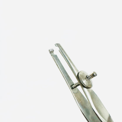V. Mueller AU17215 Sheehy Ossicle Teeth Holding Clamp Forcep 4.75 in Instrument