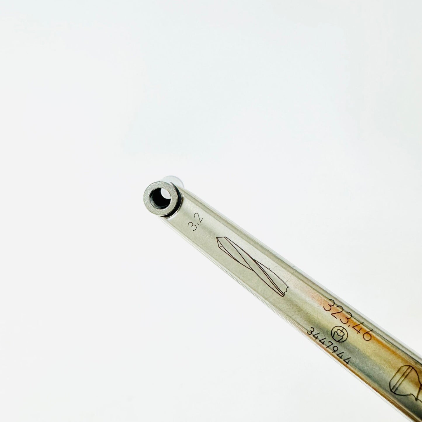 SYN. 323.46 4.5mm Universal Drill Guide Instrument