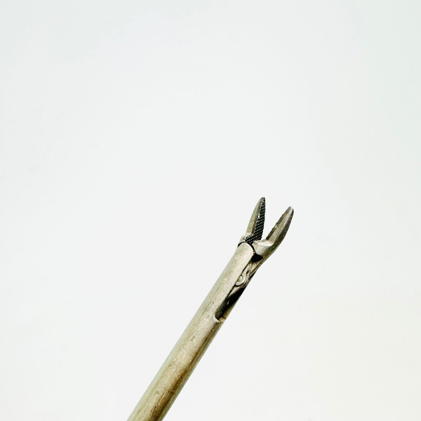 Cooper surgical / MARLOW M4100S Angled Needle Holder W/ Spring Handle 14" Length