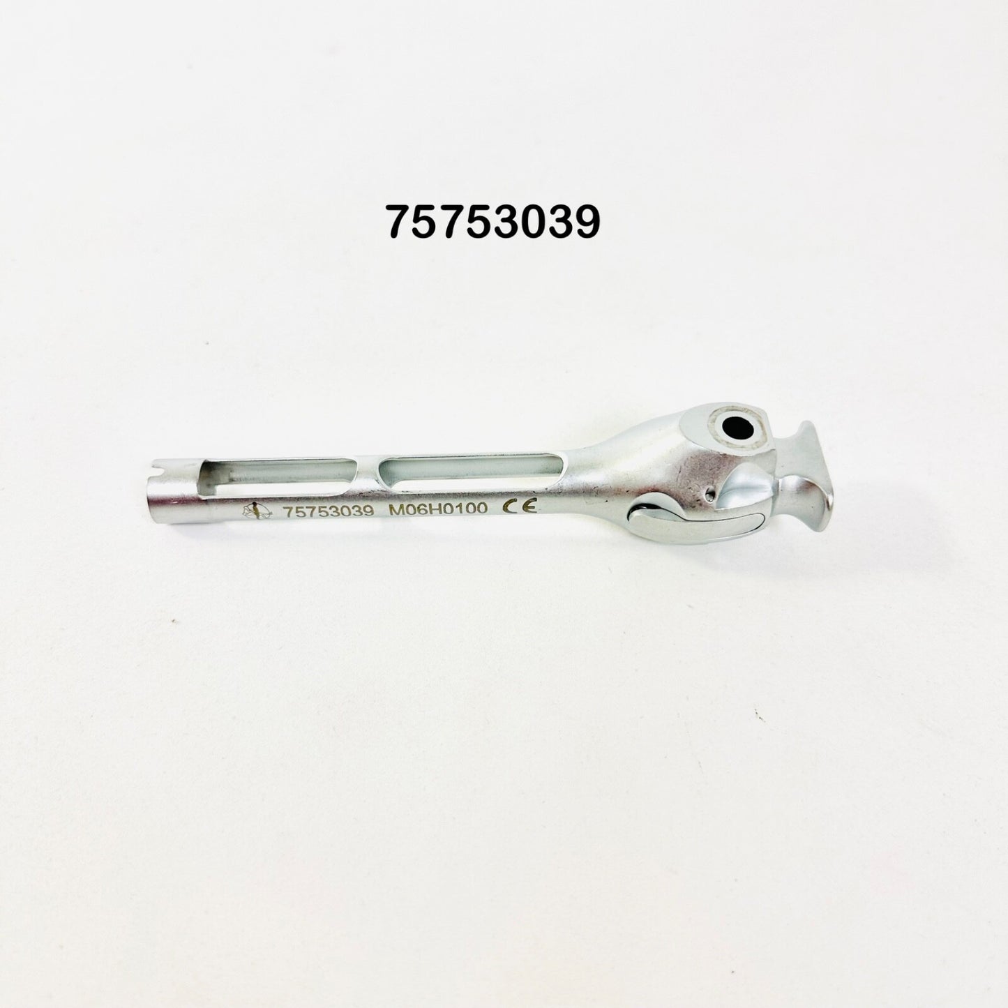 Medtronic 75753039 SINGLE LEVEL EXTENDER Instrument