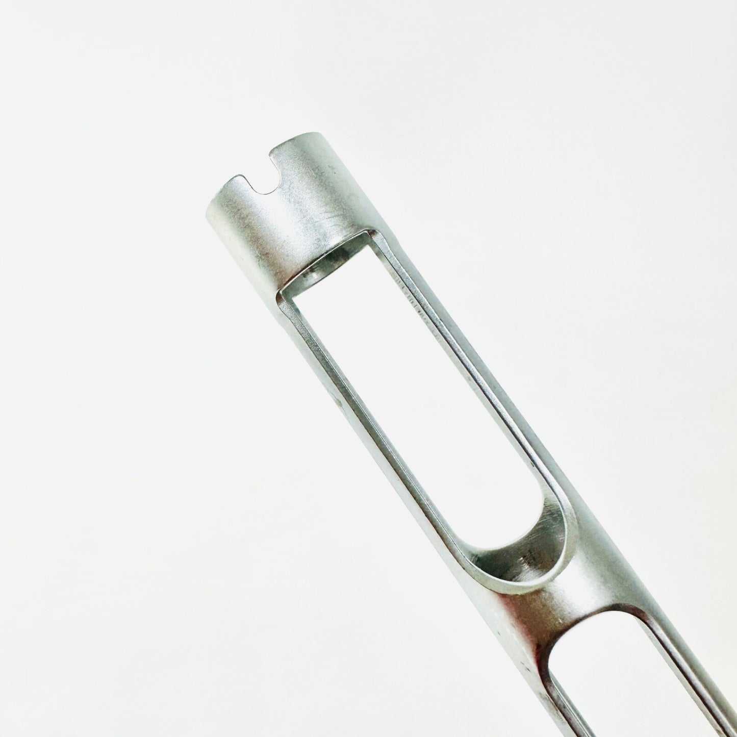 Medtronic 75753039 SINGLE LEVEL EXTENDER Instrument