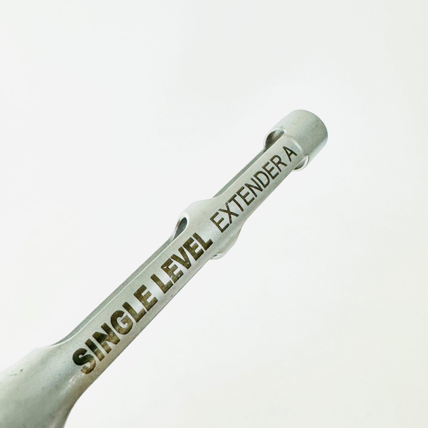 Medtronic 75753039 SINGLE LEVEL EXTENDER Instrument