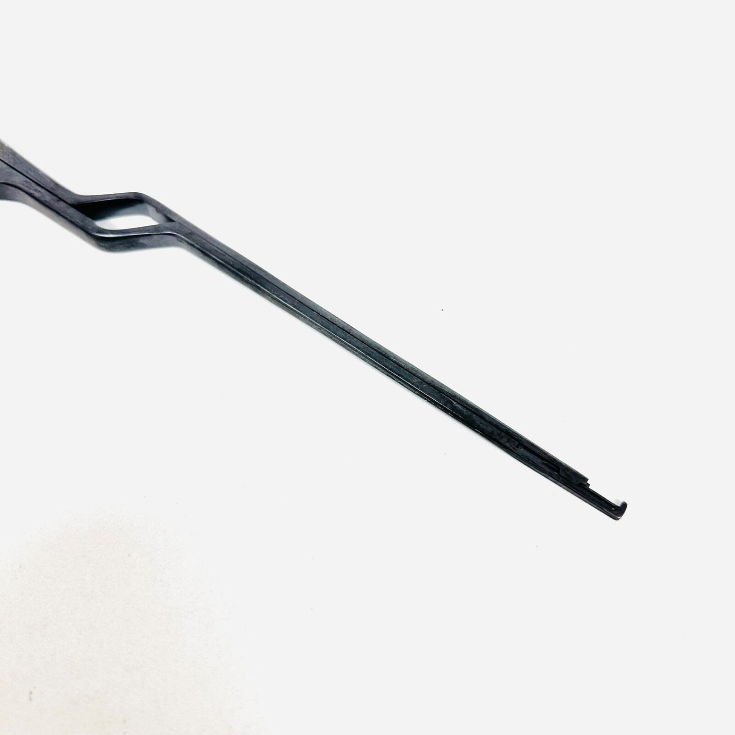 Medtronic 9569603 Metrx II - Kerrison Bayoneted 2mm 90° Instrument