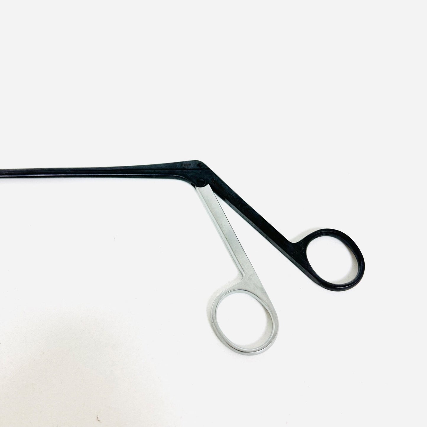 Medtronic 9569566 Metrx II - Tooth Pituitary Ronguer 2 mm Instrument