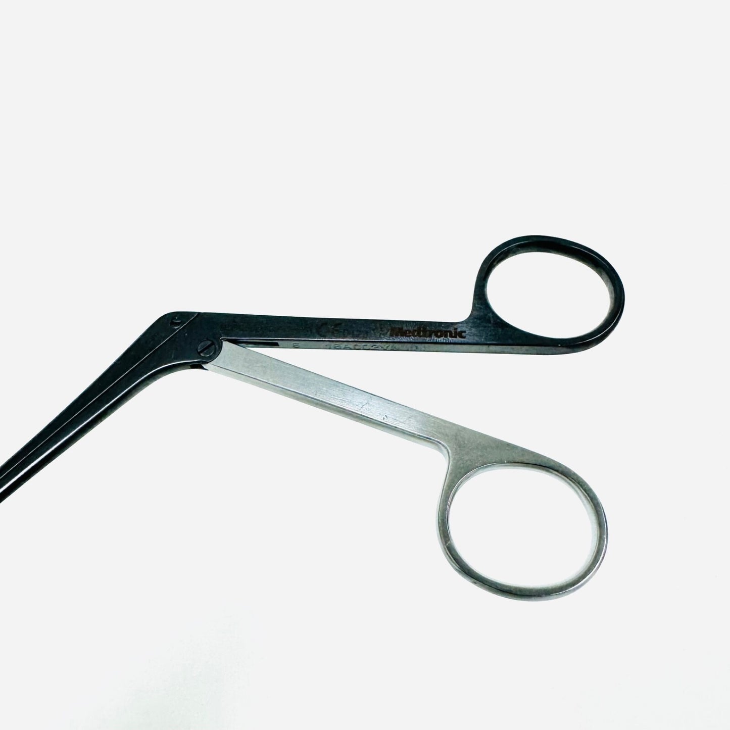 Medtronic 9569566 Metrx II - Tooth Pituitary Ronguer 2 mm Instrument