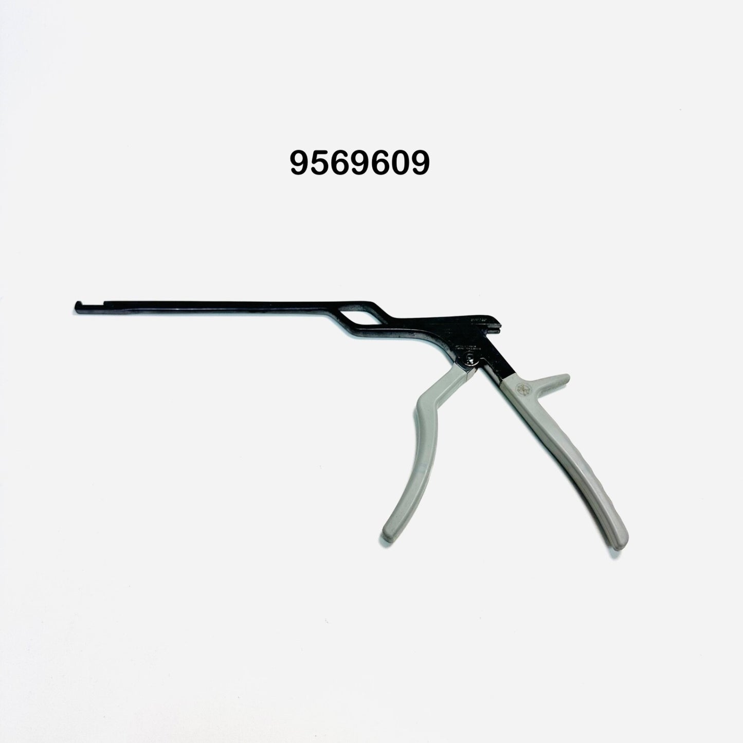 Medtronic 9569609 Metrx II - Kerrison Bayoneted Rongeur 5mm 90° Instrument