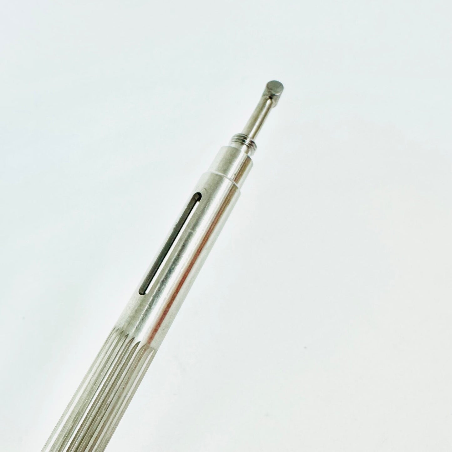 Medtronic 858-950 5.5mm M8 Fixed Screwdriver 0.25IN Instrument