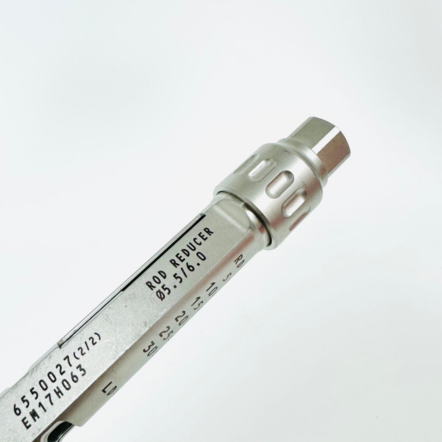 Medtronic 6550027 5.5/6.0mm Threaded Rod Reducer Instrument