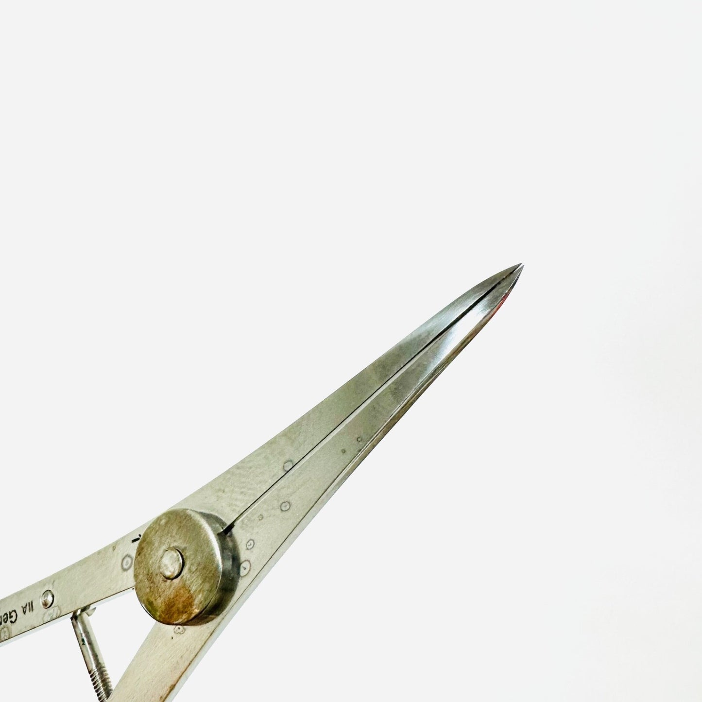 JARIT INTEGRA 360-250 Castroviejo Caliper Straight, 3-1/4" Instrument