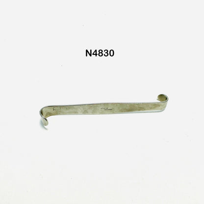 STORZ N4830 Blade Retractor 4.2 inch Instrument