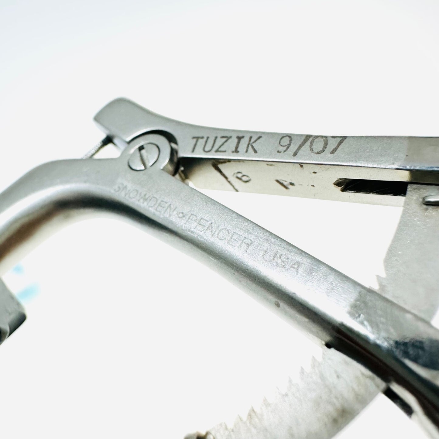 Snowden-Pencer SP90-3001 Laparoscopic Grasper McKernan Fundus 32cm 5mm Instrume.