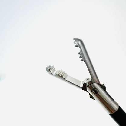 Snowden-Pencer SP90-3001 Laparoscopic Grasper McKernan Fundus 32cm 5mm Instrume.