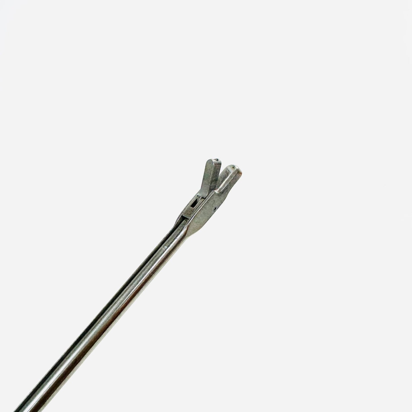 Medtrek 11-402 Arthroscopic Punch Straight Tip W/ Suction Instrument