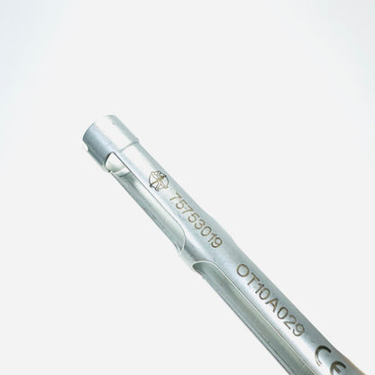 Medtronic 75753019 Two-Level Outer Extenders Instrument