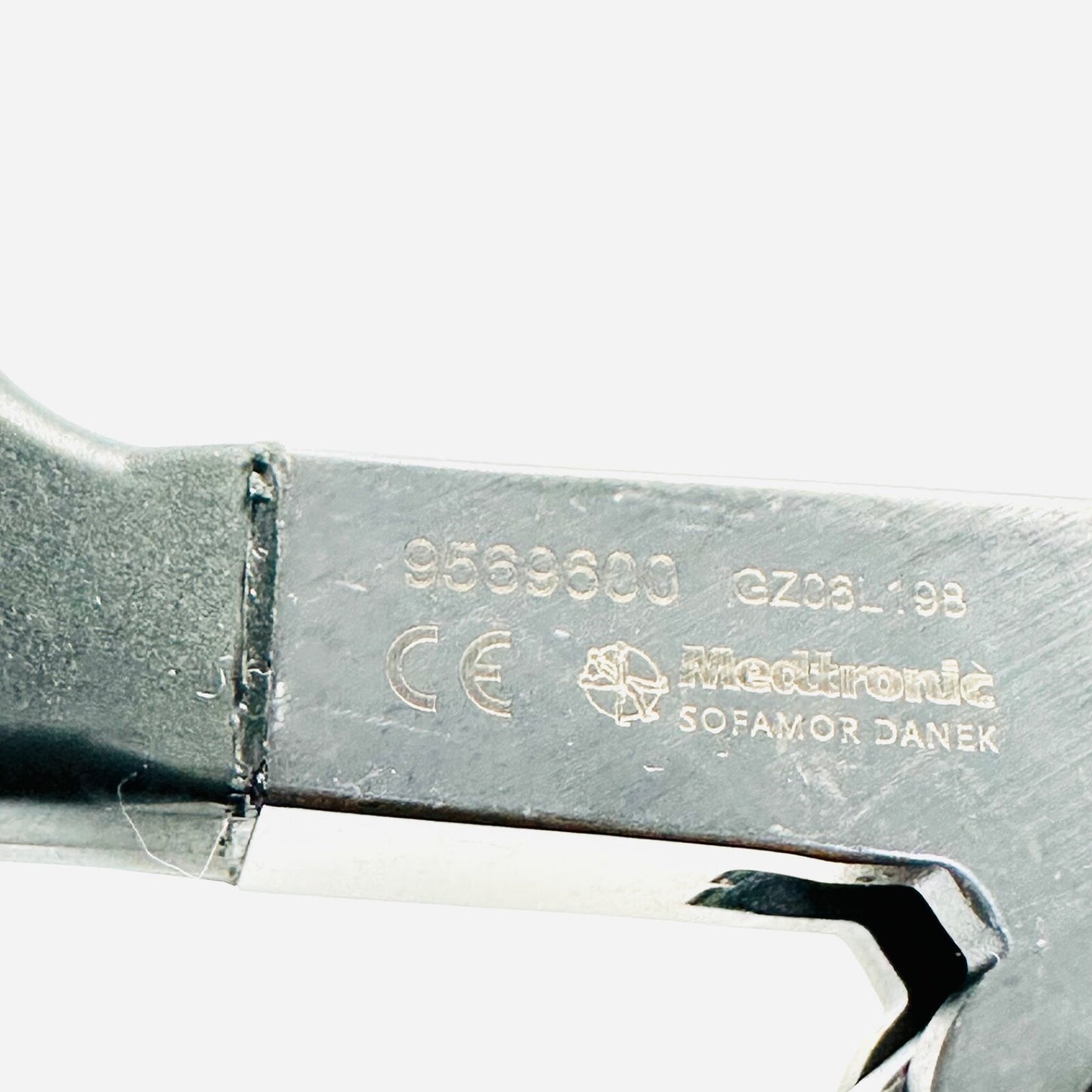 Medtronic 9569600 KERRISON BAYONETED 1mm 40° Instrument