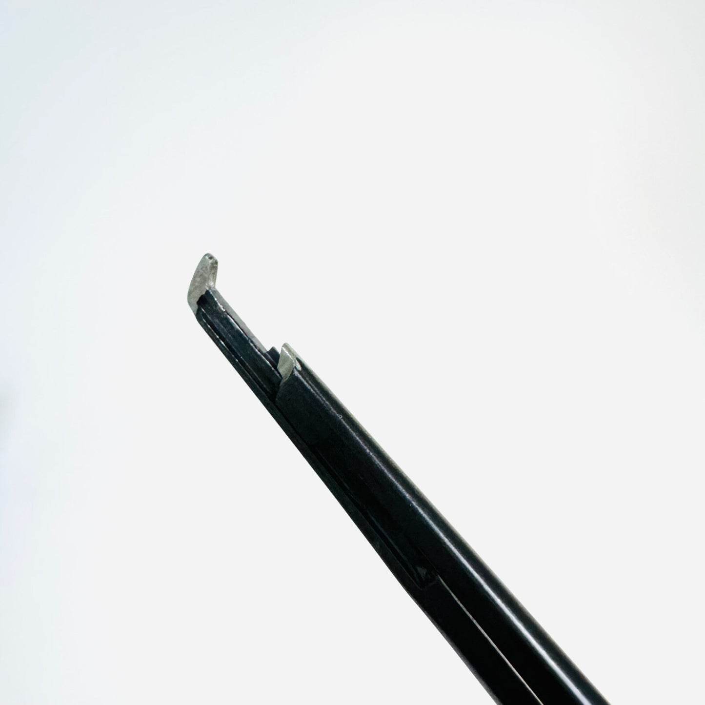 Medtronic 9569600 KERRISON BAYONETED 1mm 40° Instrument