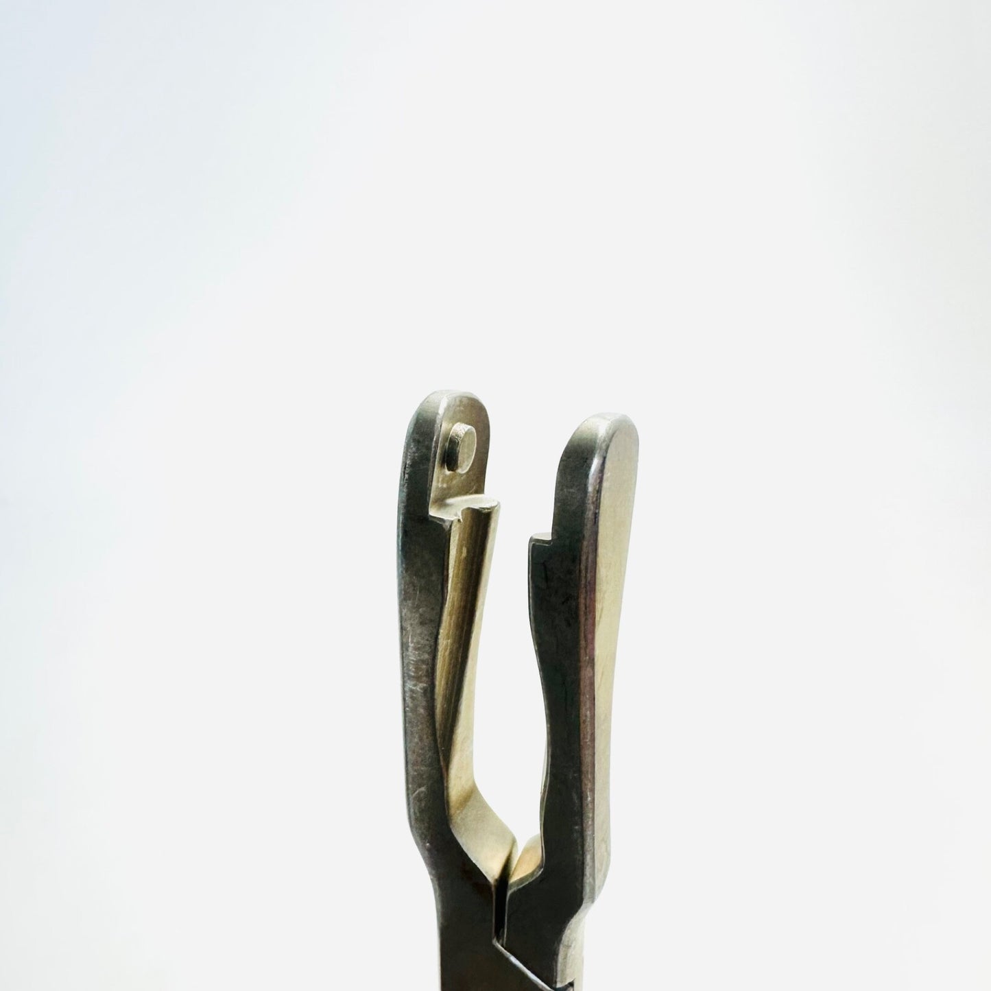 Medtronic 7486219 Offset Hook Holder, 6.35mm Instrument