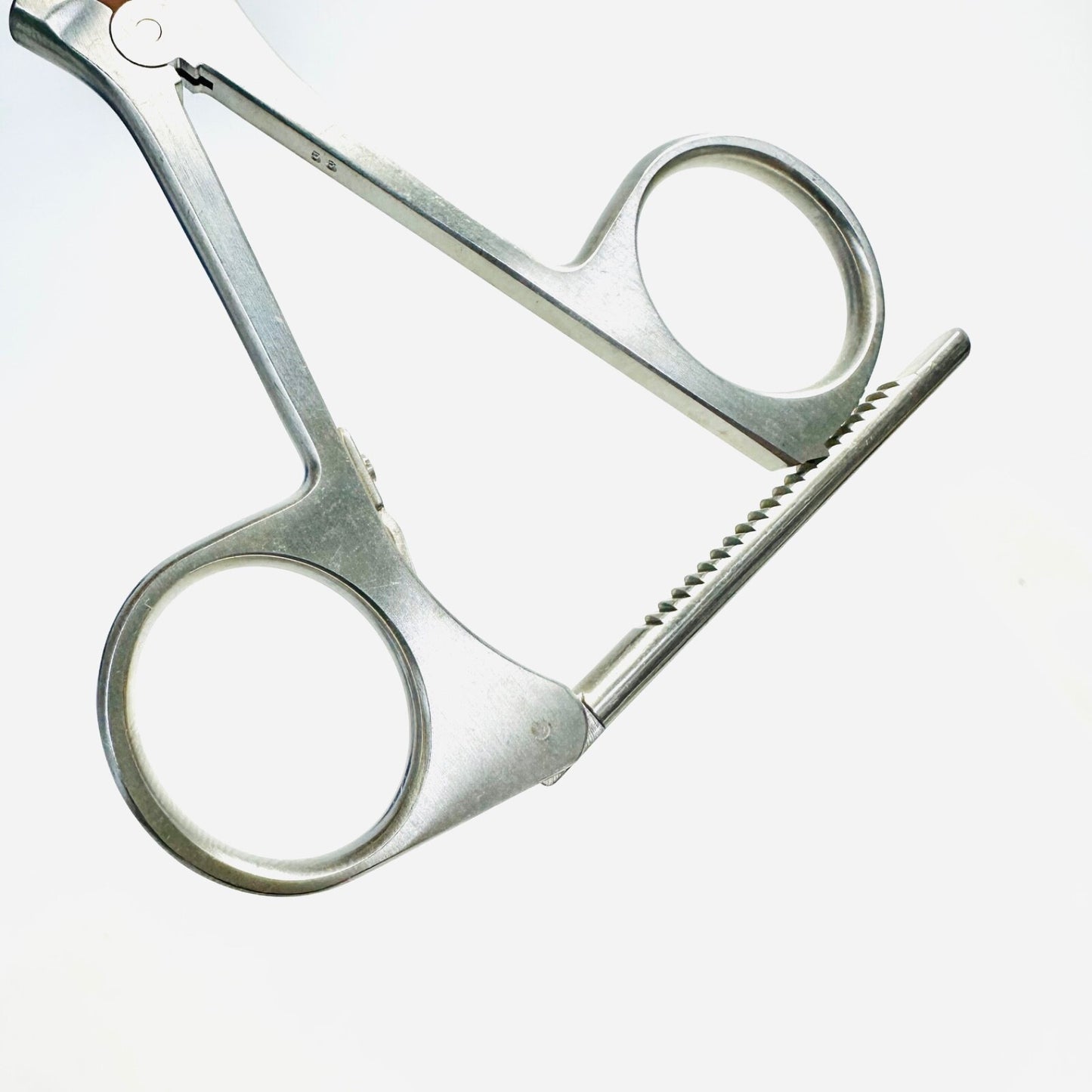 K STORZ 33132 CLICKLINE Metal Handle With ratchet Instrument