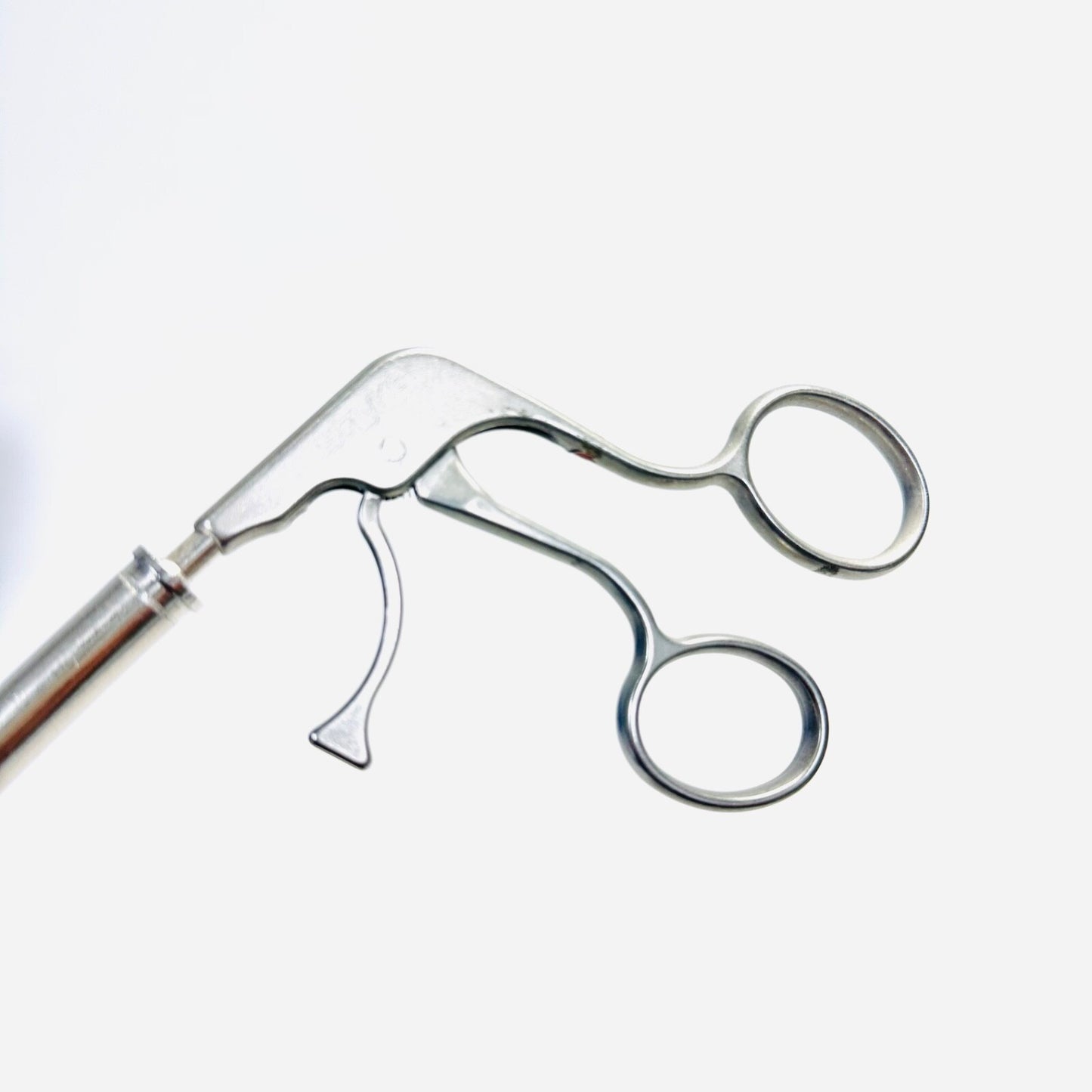 Stryker 250-10-102 Grasping Forceps 2/3 Claws Stainless Steel Instrument