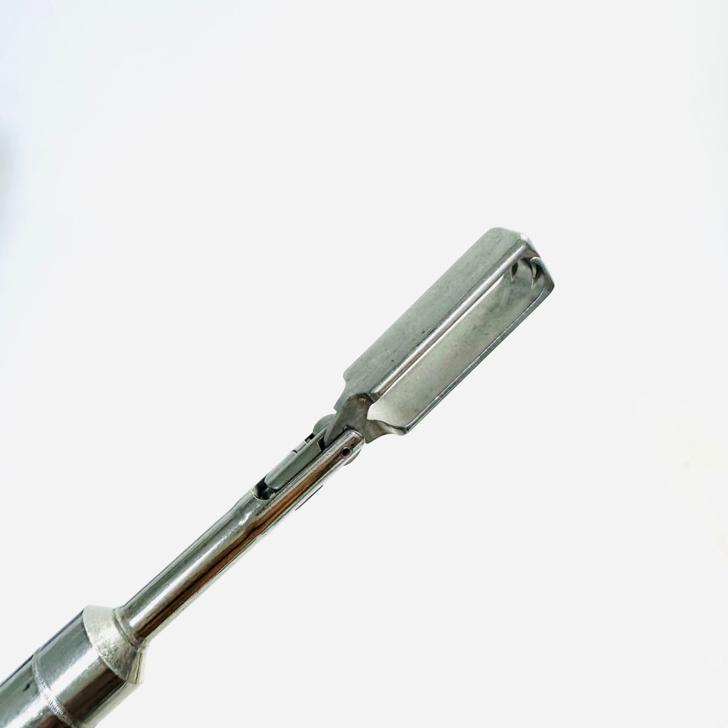 Stryker 250-10-102 Grasping Forceps 2/3 Claws Stainless Steel Instrument