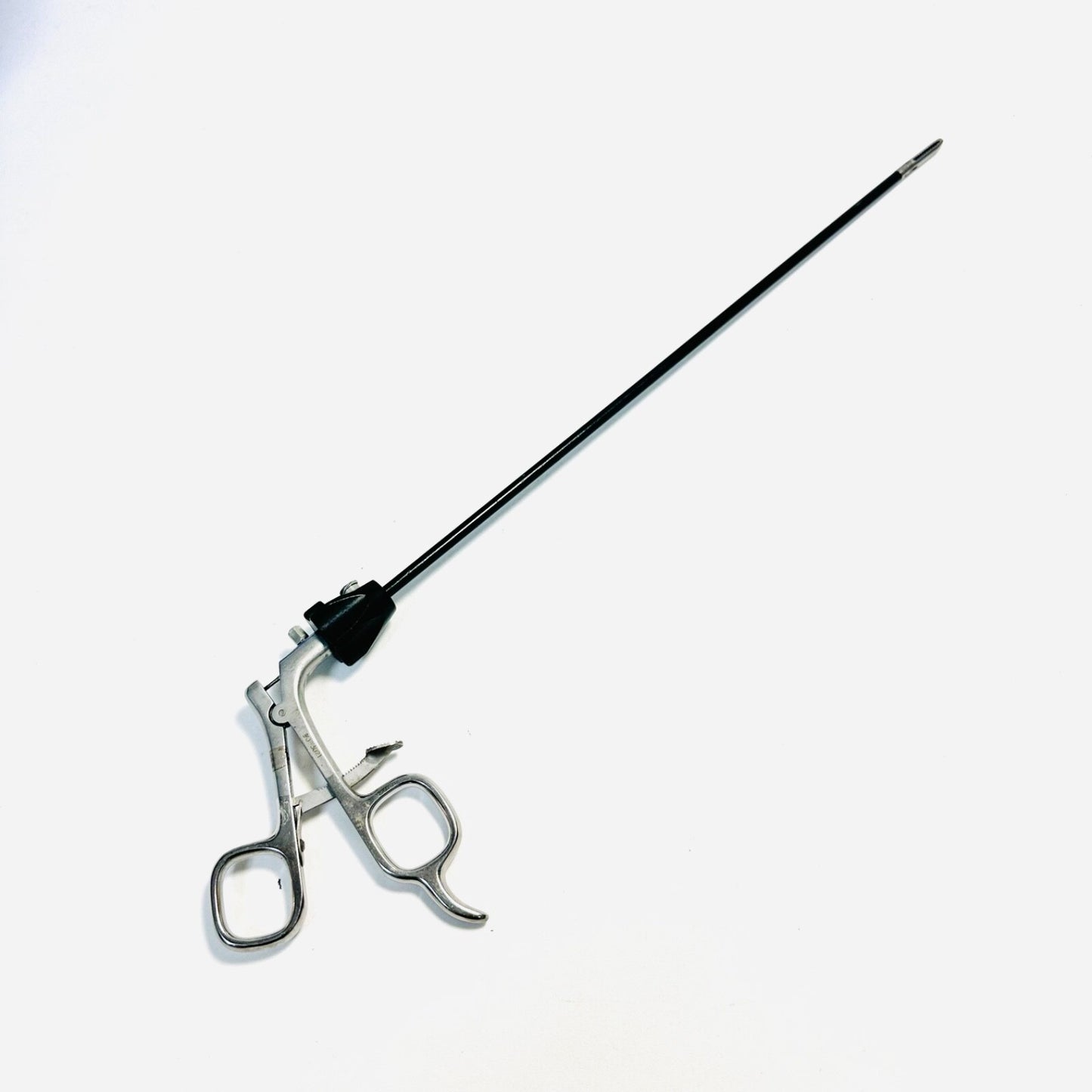 Snowden Pencer SP903021 Raptor Lap. Grasper, 2 Teeth 32cm, 5mm Instrument