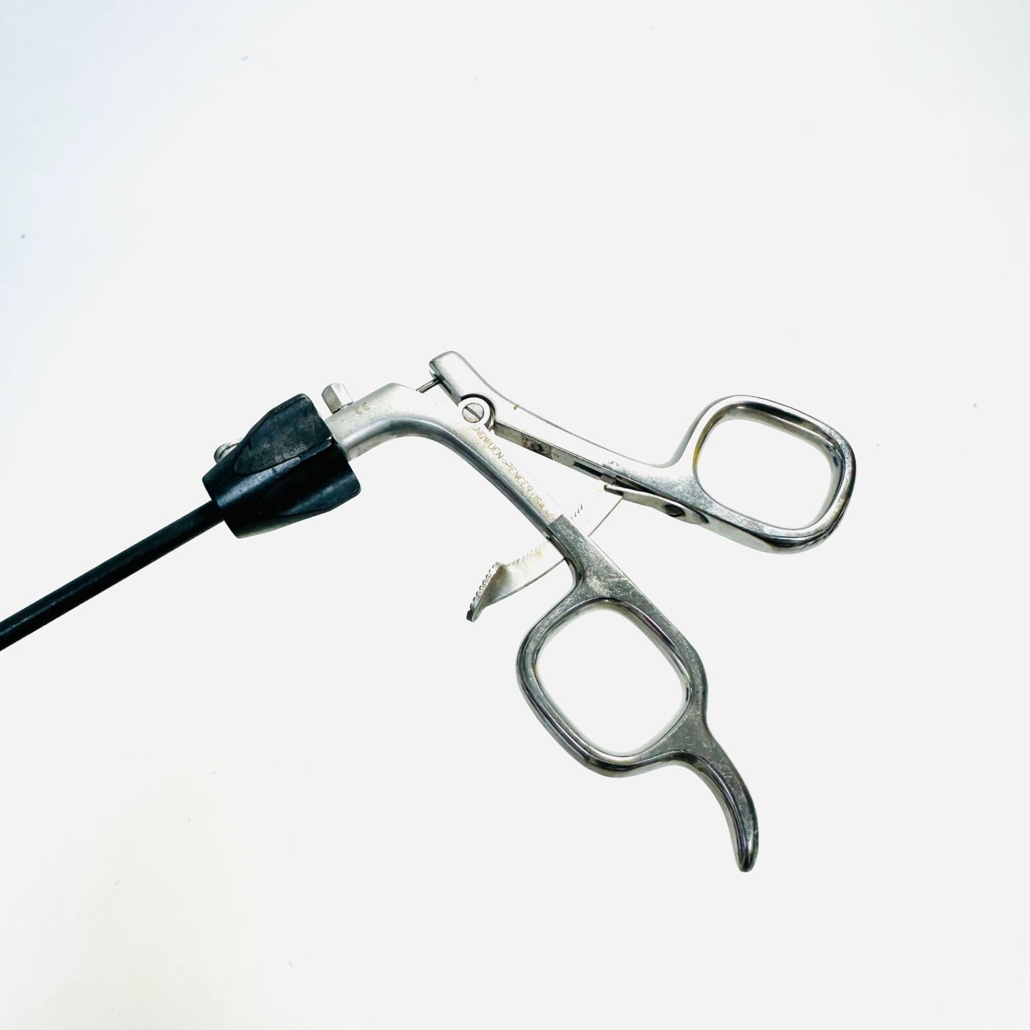 Snowden Pencer SP903021 Raptor Lap. Grasper, 2 Teeth 32cm, 5mm Instrument