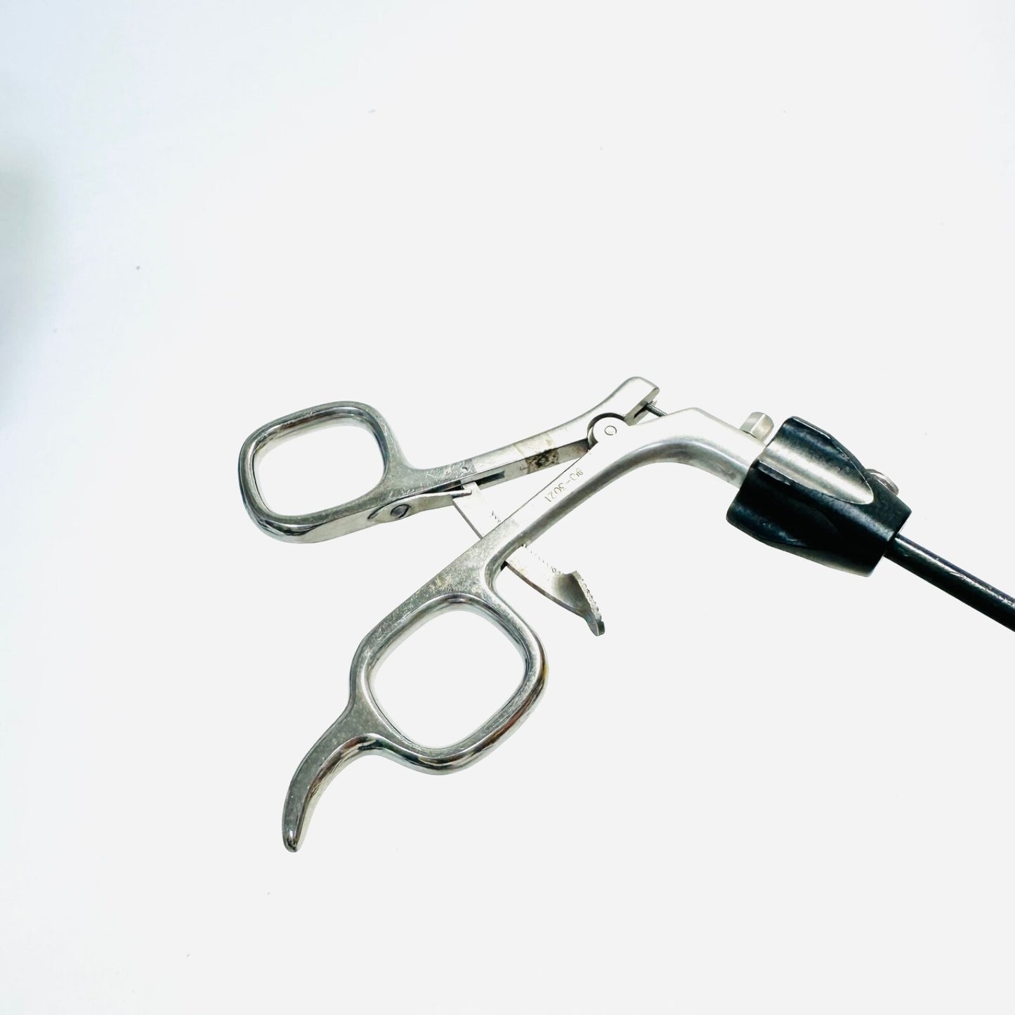 Snowden Pencer SP903021 Raptor Lap. Grasper, 2 Teeth 32cm, 5mm Instrument