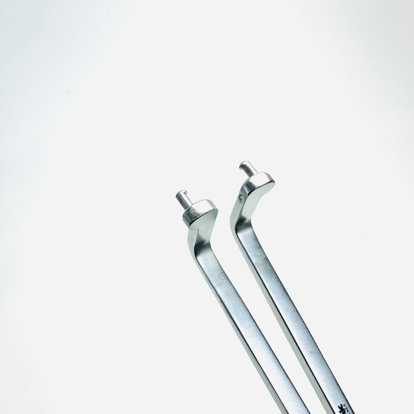 Medtronic 9870001 4 Hole Plate Freehand Holder Instrument