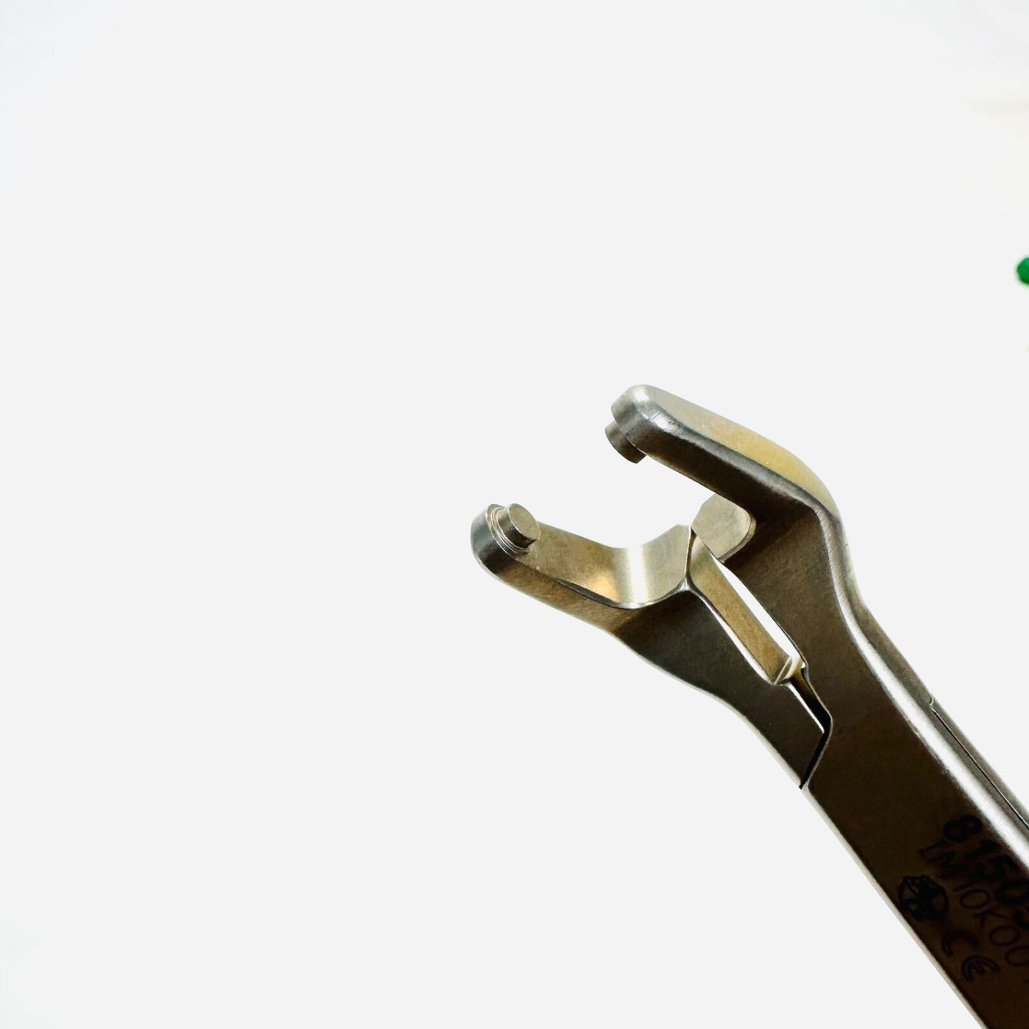 Medtronic 8150500 Extended Rocker Forceps Instrument