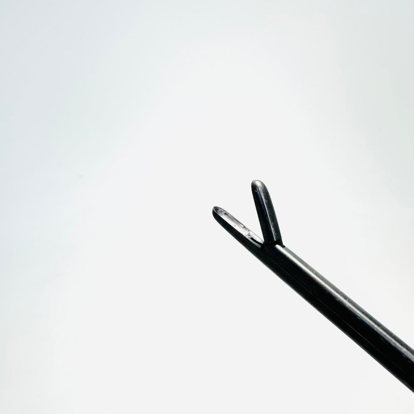 Medtronic 9569536 Metrx II 4mm Pituitary Force, Ring Handle Instrument