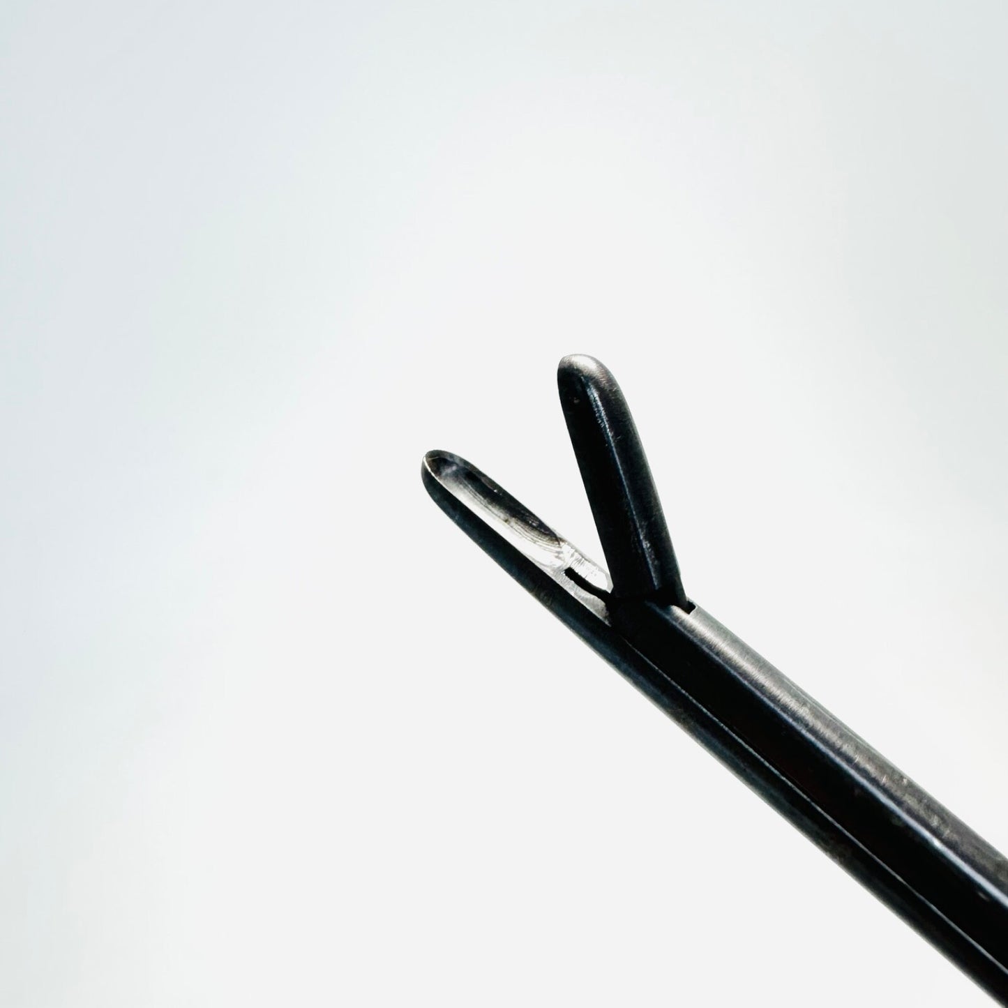 Medtronic 9569536 Metrx II 4mm Pituitary Force, Ring Handle Instrument