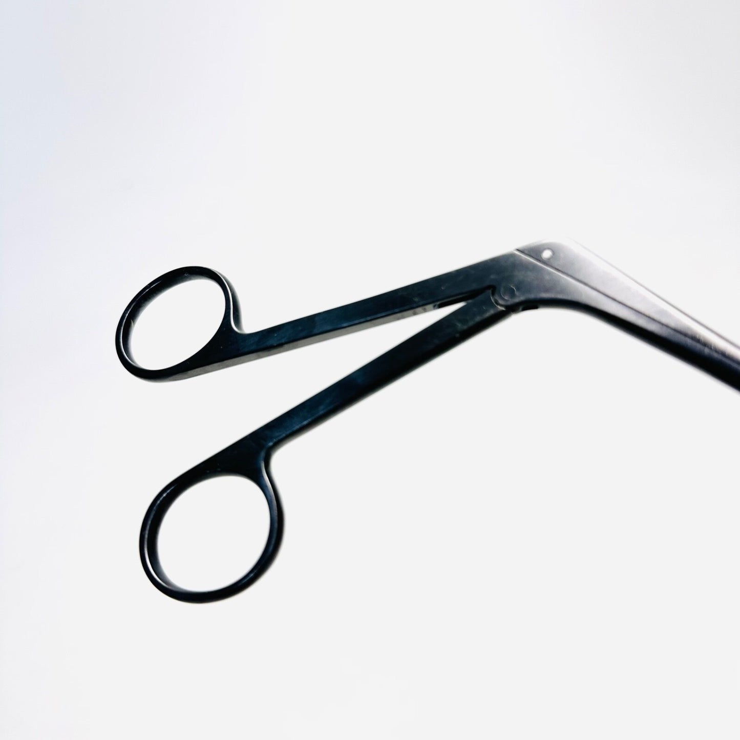 Medtronic 9560536 Metrx Straight Pituitary Forceps 4mm Instrument