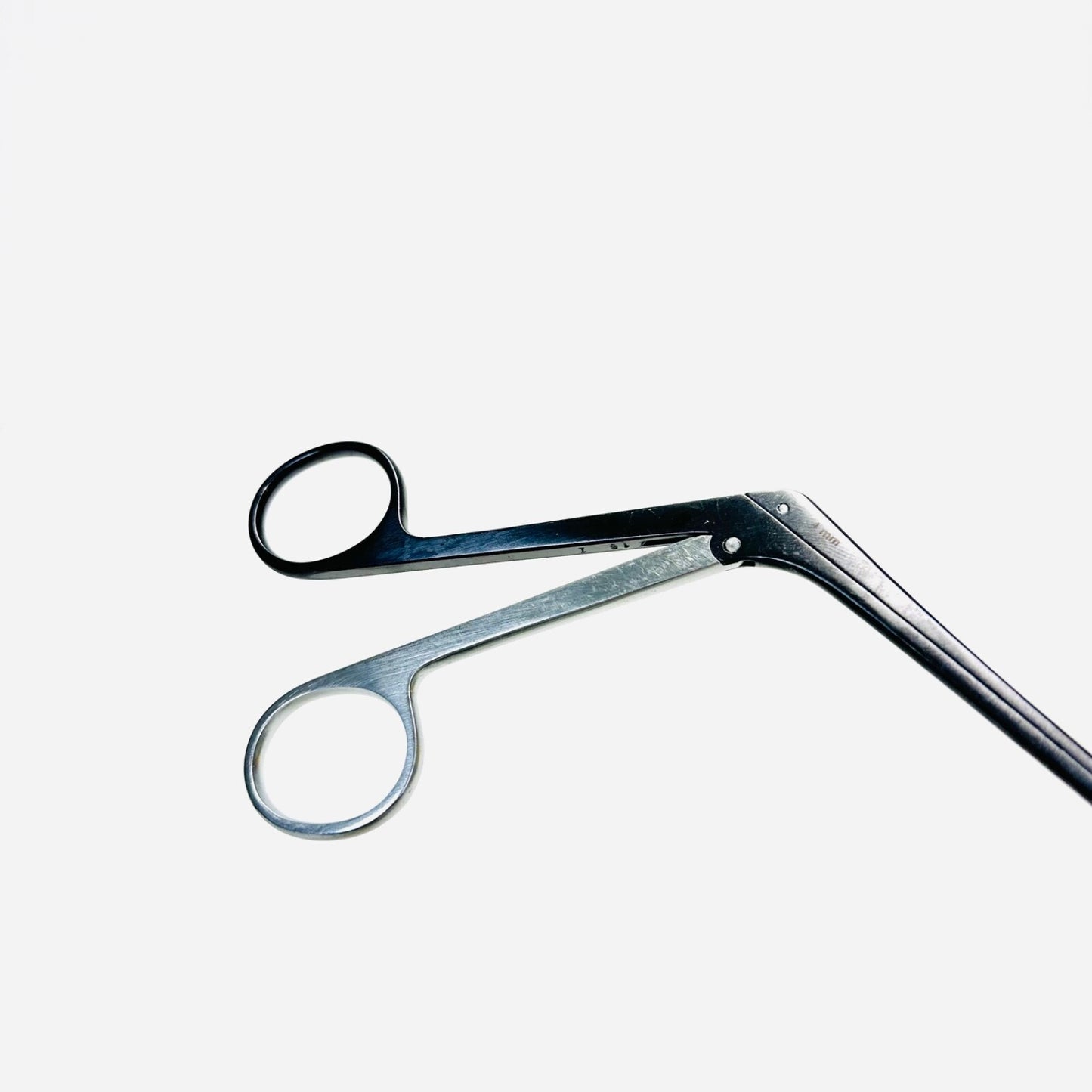 Medtronic 9569570 Metrx II 4mm Upbiting Pituitary Rongeur Instrument