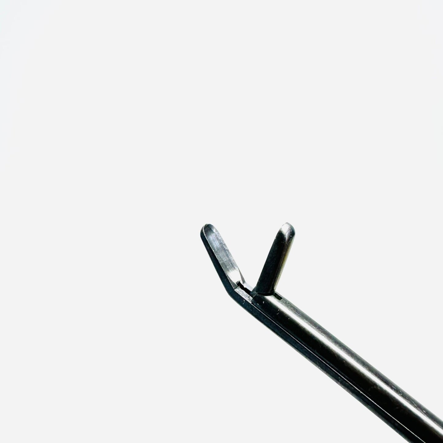 Medtronic 9569570 Metrx II 4mm Upbiting Pituitary Rongeur Instrument