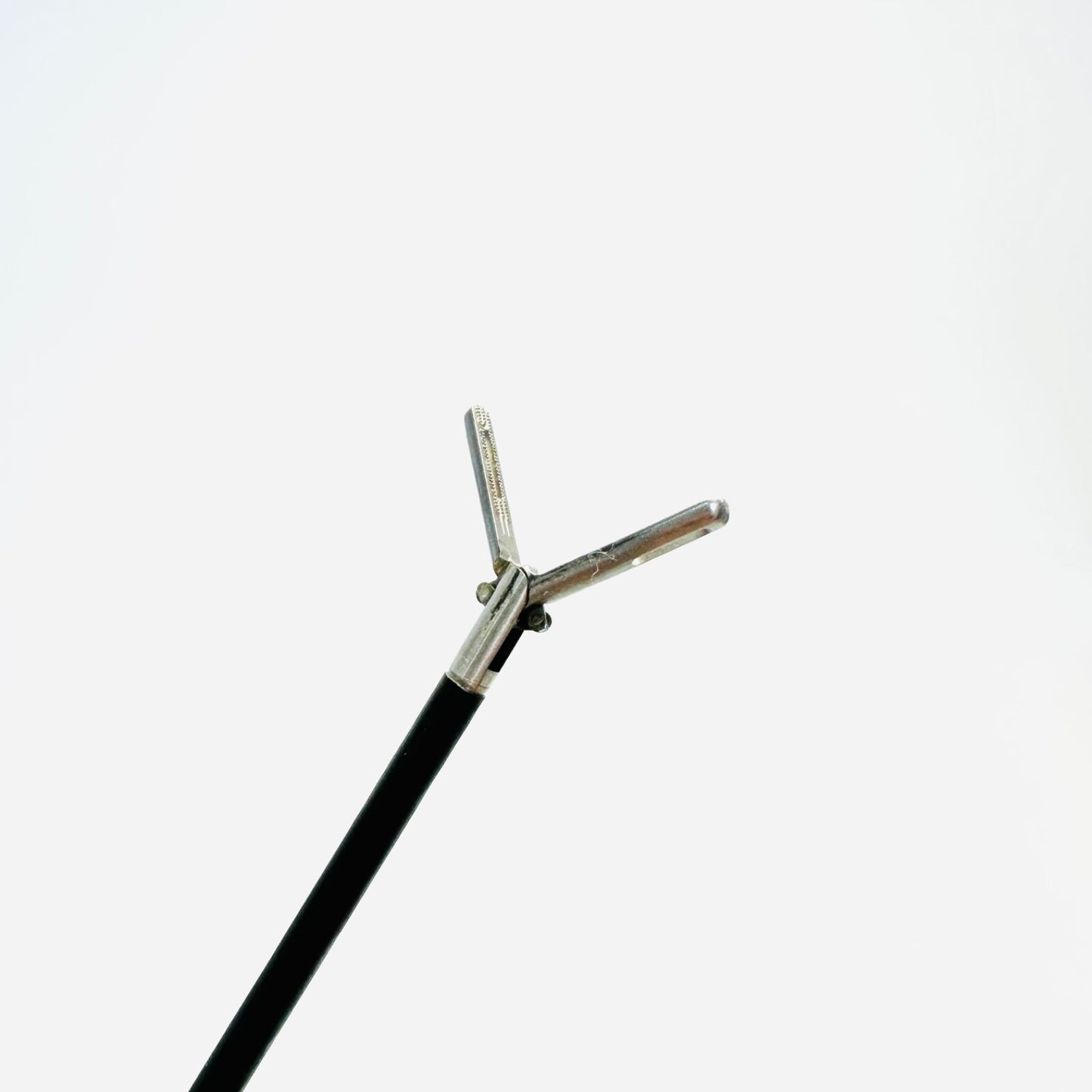 Millennium Laparoscopic fenestrated Grasper W/ Locking handle Instrument