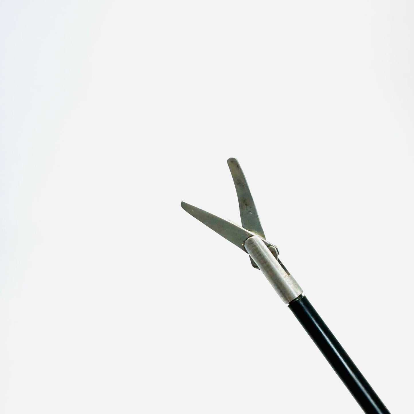 Millennium Laparoscopic METZENBAUM Scissors Slightly Curved Instrument