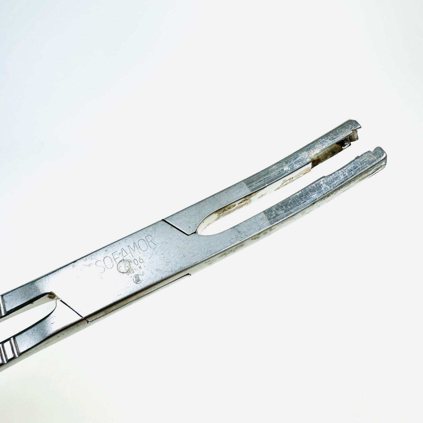 Medtronic Sofamor C6106 Curved Rod Holder Instrument