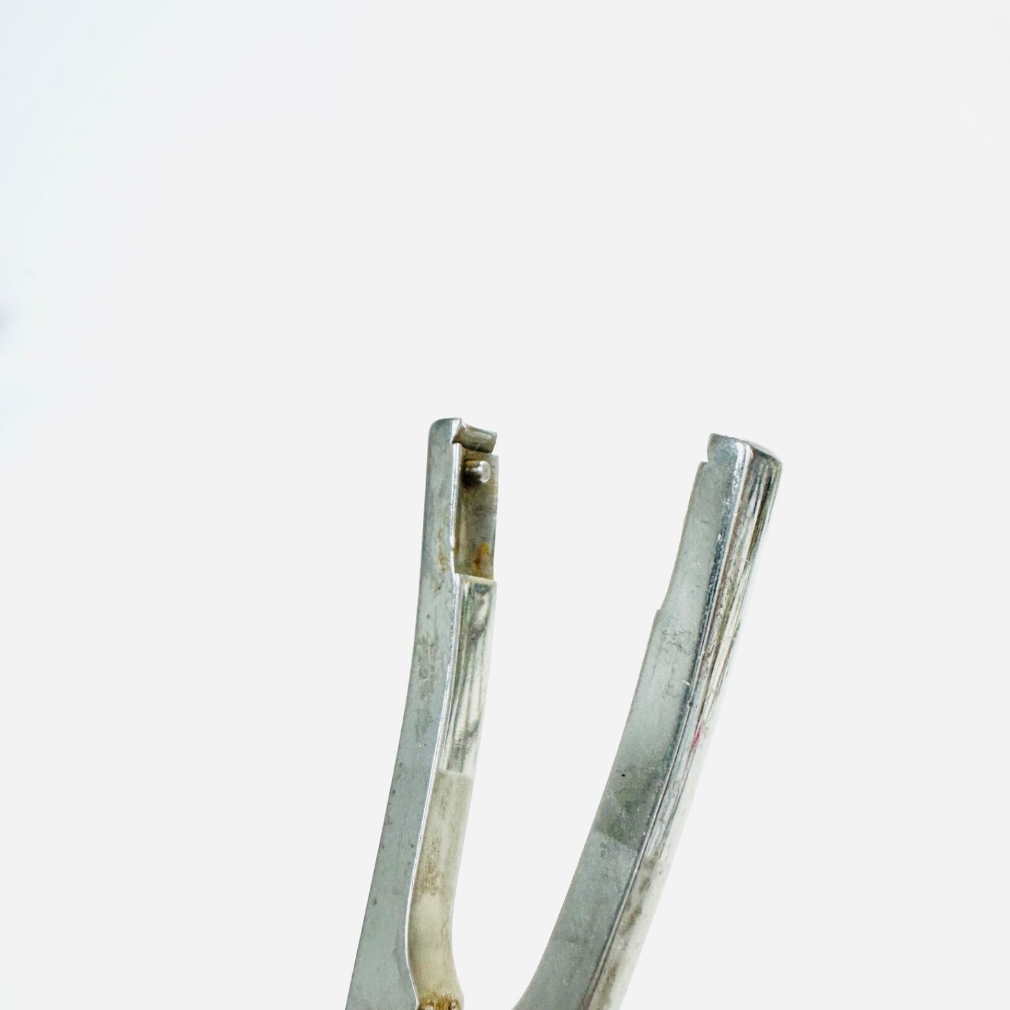 Medtronic Sofamor C6106 Curved Rod Holder Instrument