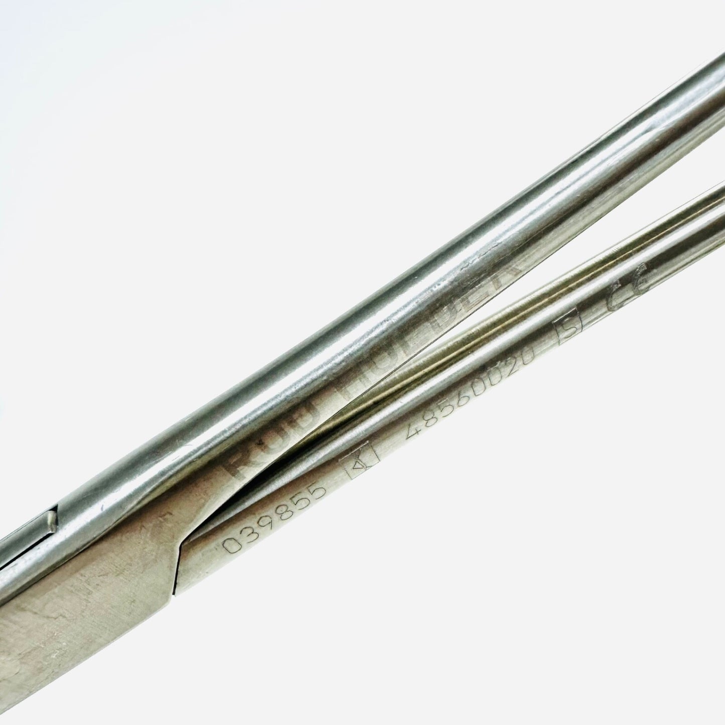 039855 Surgical Rod Holder Instrument