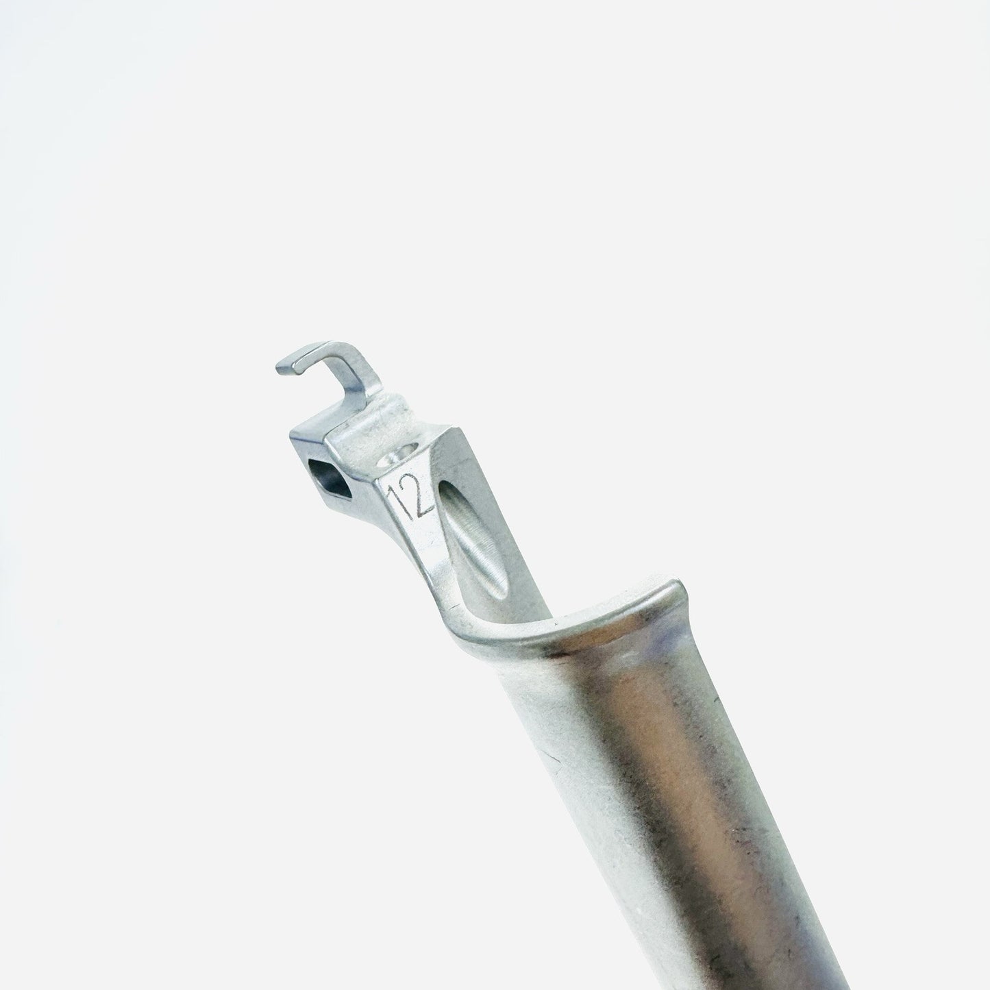 Medtronic X0905353 RIGHT HALF TUBE 120mm Instrument