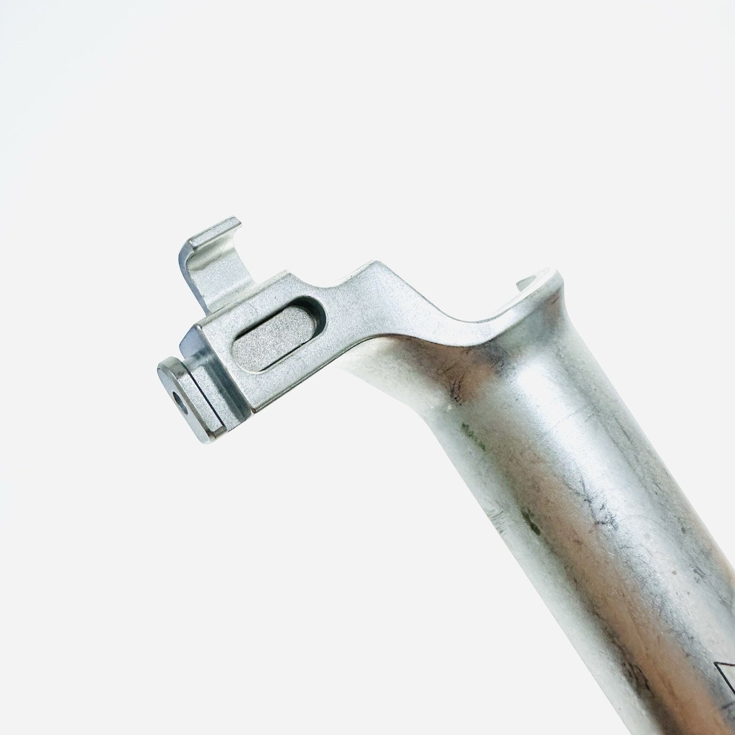 Medtronic X0905353 RIGHT HALF TUBE 120mm Instrument