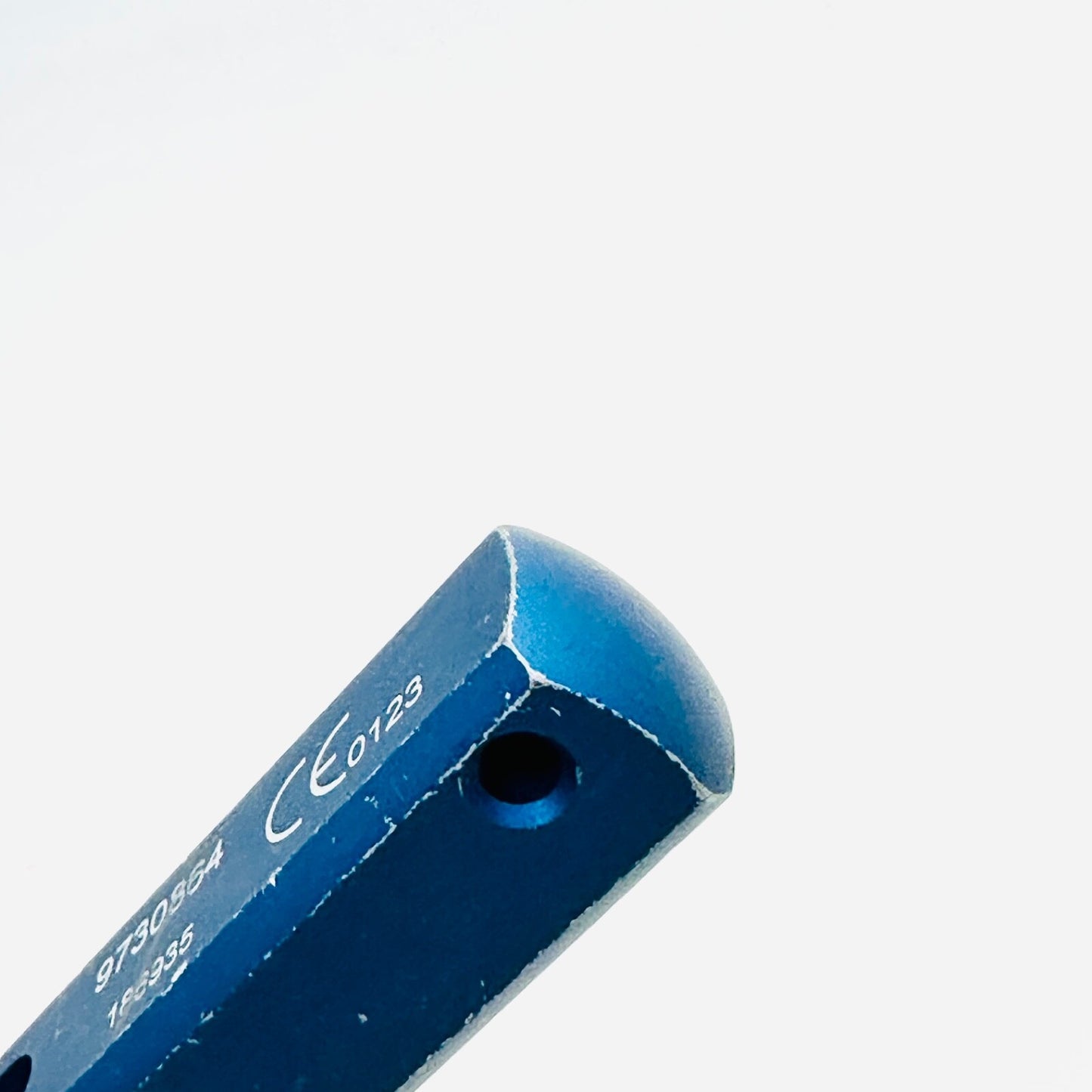 Medtronic 9730864 FIXATOR 2-PIN 4mm HEX Instrument