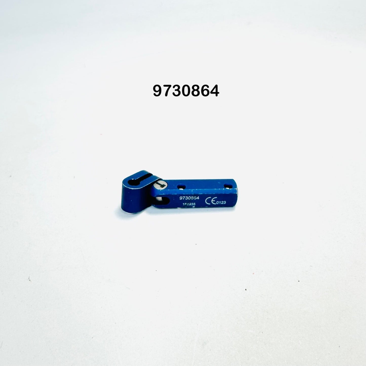 Medtronic 9730864 FIXATOR 2-PIN 4mm HEX Instrument