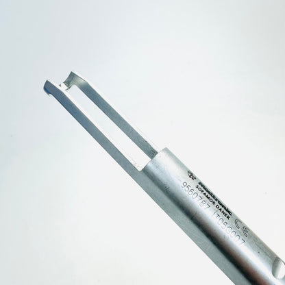 Medtronic 9560787 MECHANICAL COMPRESSOR Instrument