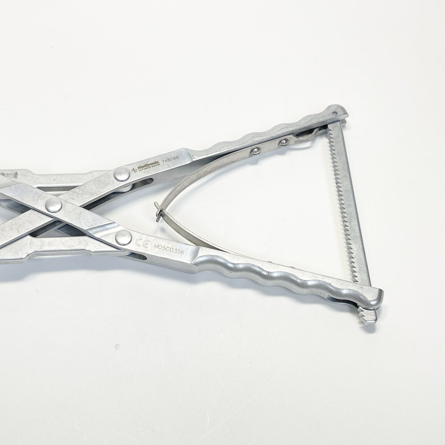 Medtronic 7480166 Large Parallel Compressor, Instrument