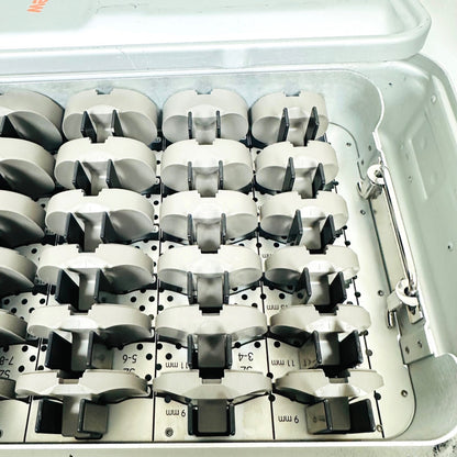 Smith & Nephew 7143-4137 Legion Insert Trials Instrument W/ Tray