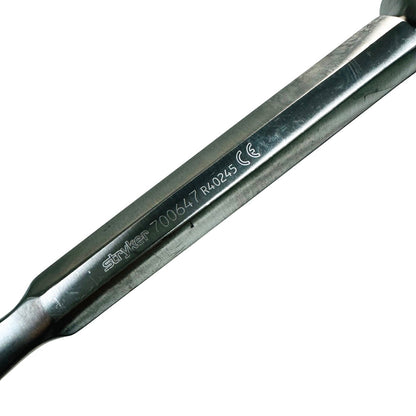 Stryker 700647 Curved Chisel, 14mm Blade Instrument