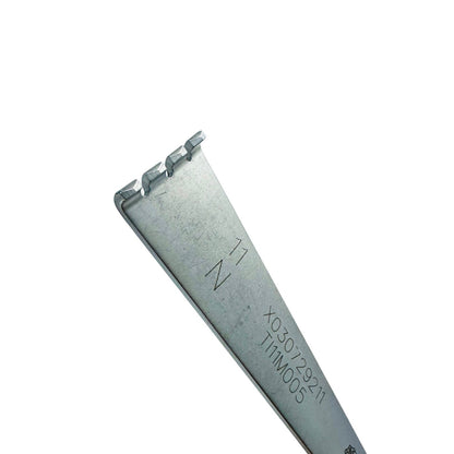 Medtronic X030729211 BLADE NARROW 11 N Instrument